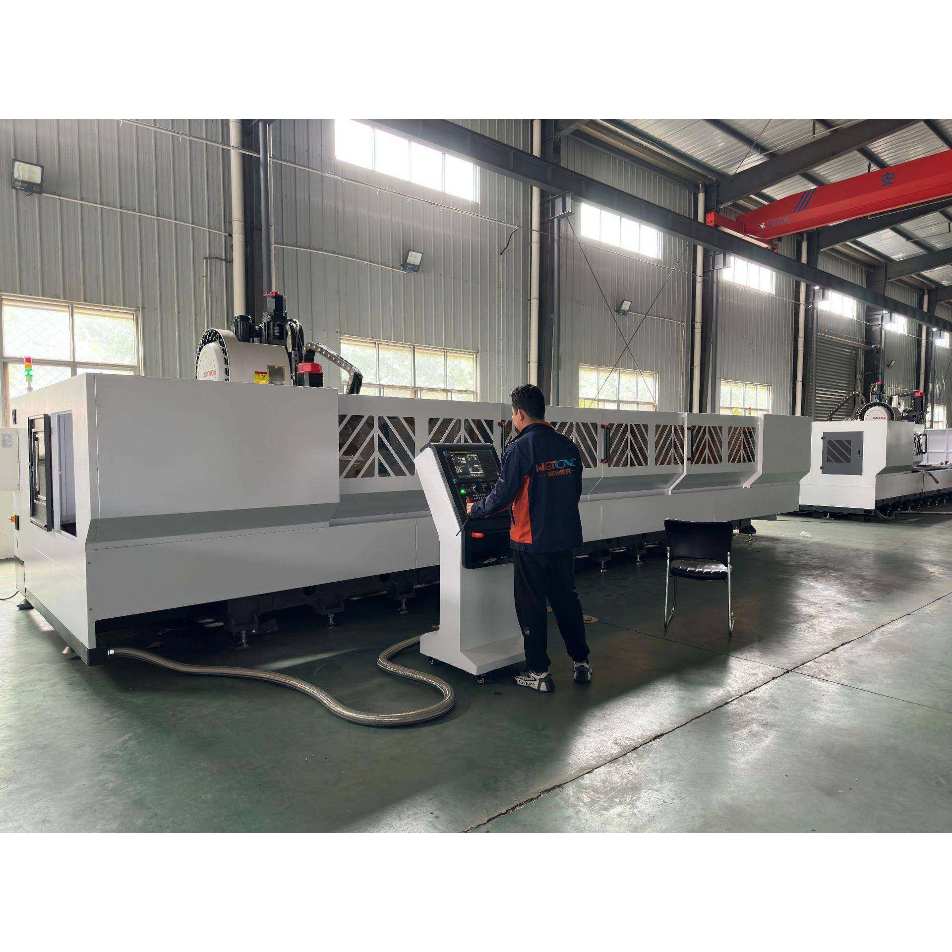 BT40钻铣中心终身维护4.5米重型长条工业型材精密c加工中心