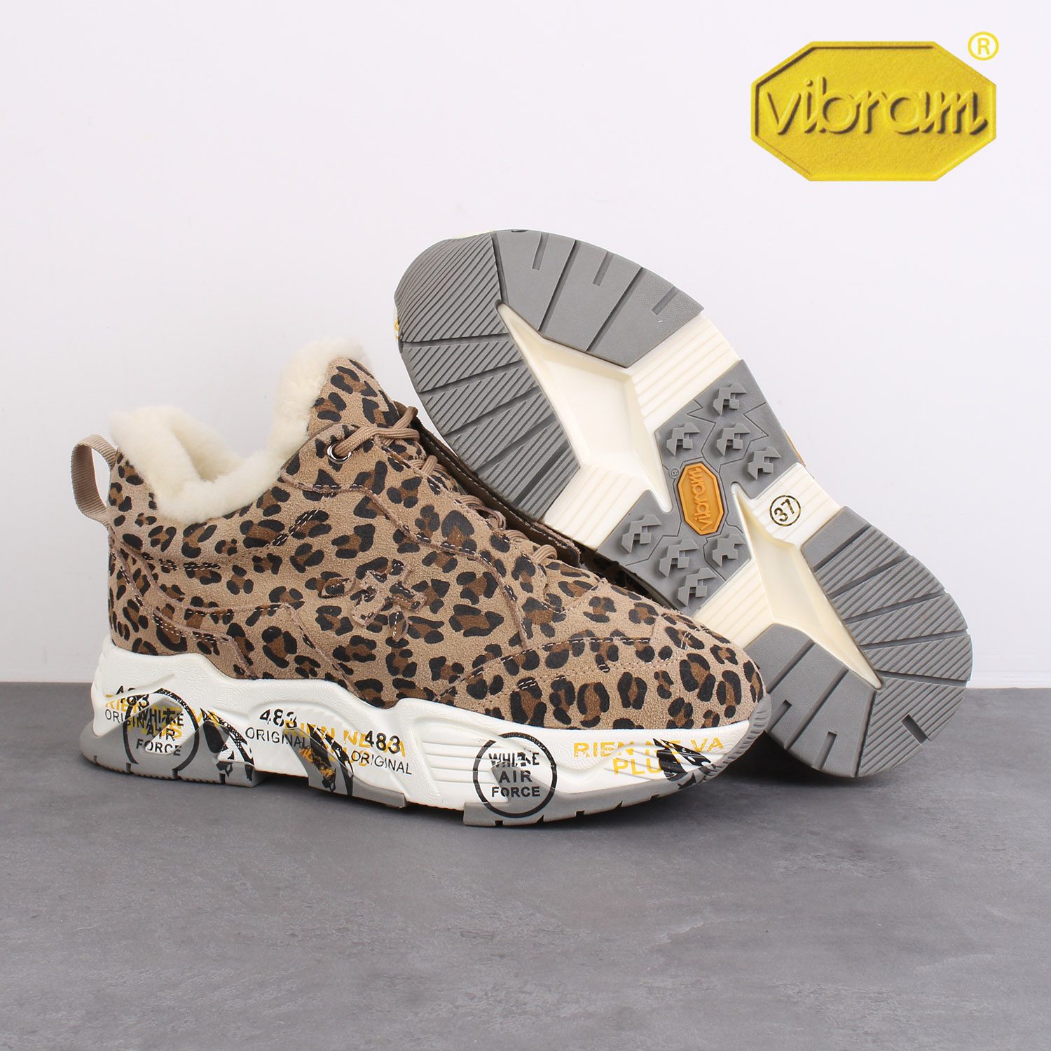 外贸订单 冬季女子反绒牛皮V底羊毛豹纹休闲鞋轻便时尚真皮运动鞋,运动鞋new,运动休闲鞋,淘宝优惠券,粉丝福利购,淘宝优惠卷