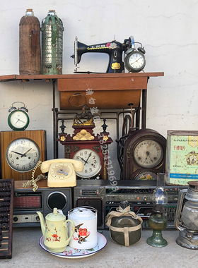 算盘民俗老物件缝纫机老煤油提灯老式收音机电视机老钟表暖瓶