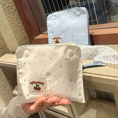 可爱大容量手腕按扣卫生巾收纳包