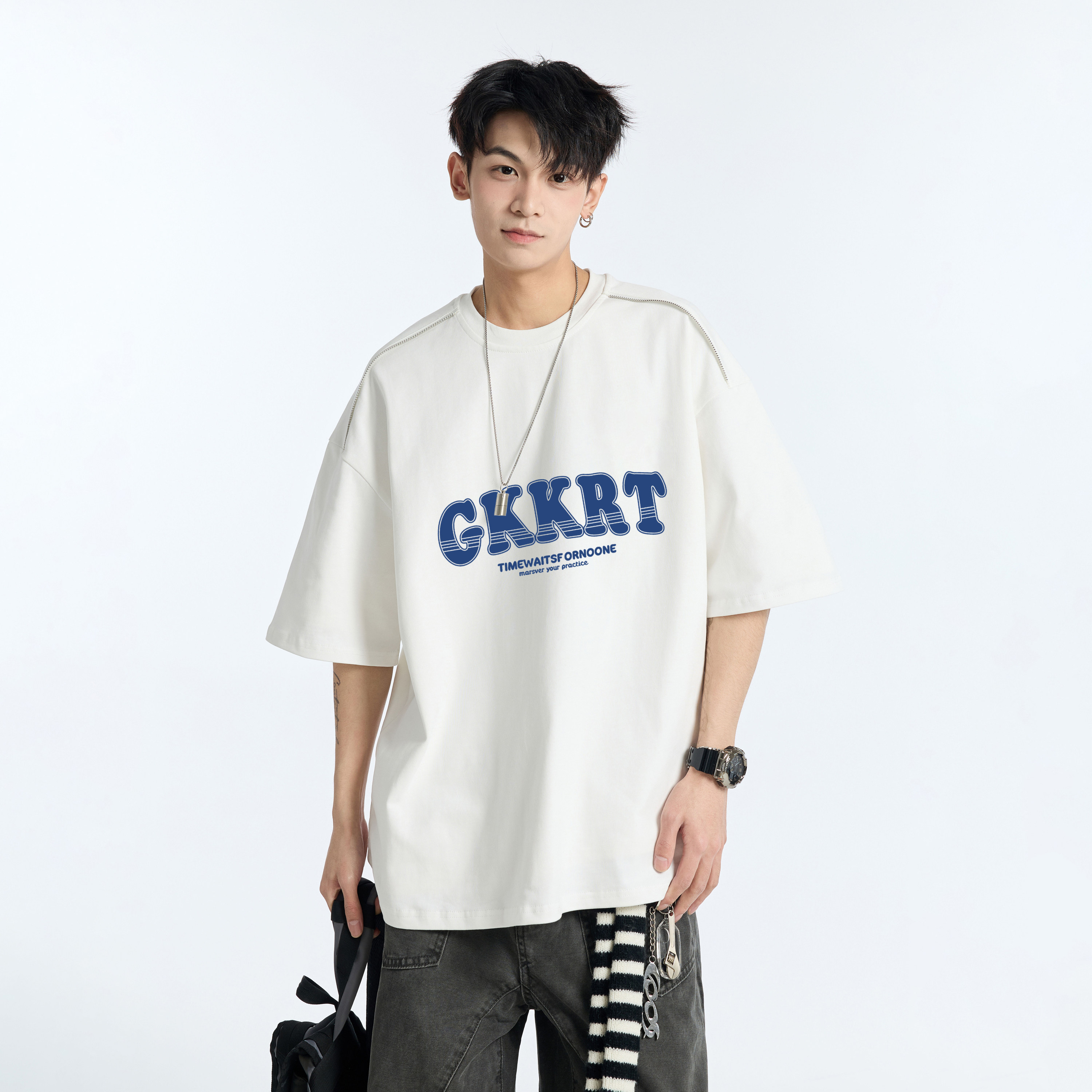 GKKRT夏季字母印花凉感短袖T恤男图片