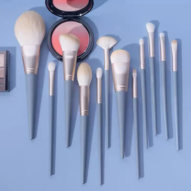 10支超柔软毛化妆刷套装学生平价高光遮瑕散粉粉底眼影刷刷子