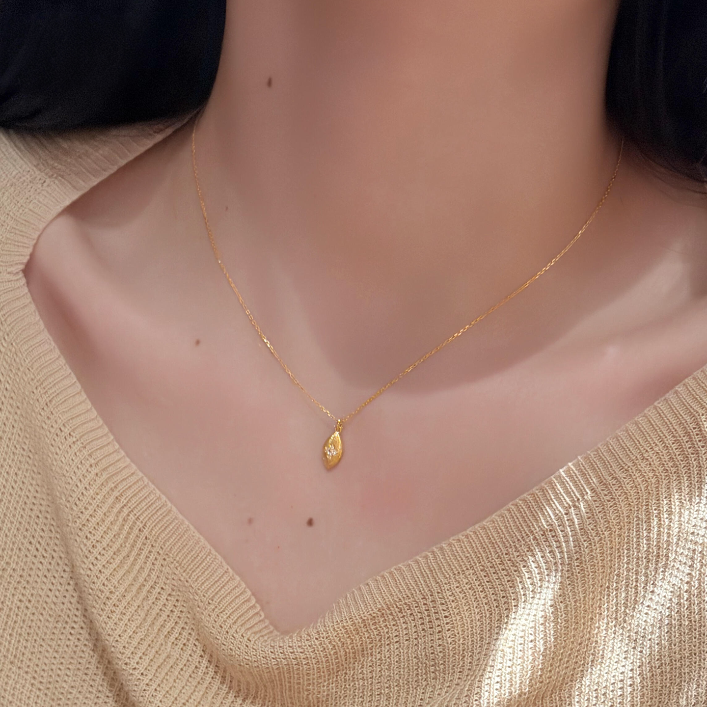 中古老钱风金色拉丝马眼吊坠项链女轻奢百搭小众设计高级感锁骨链