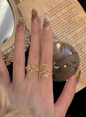 法式爆闪金色镂空蝴蝶戒指女