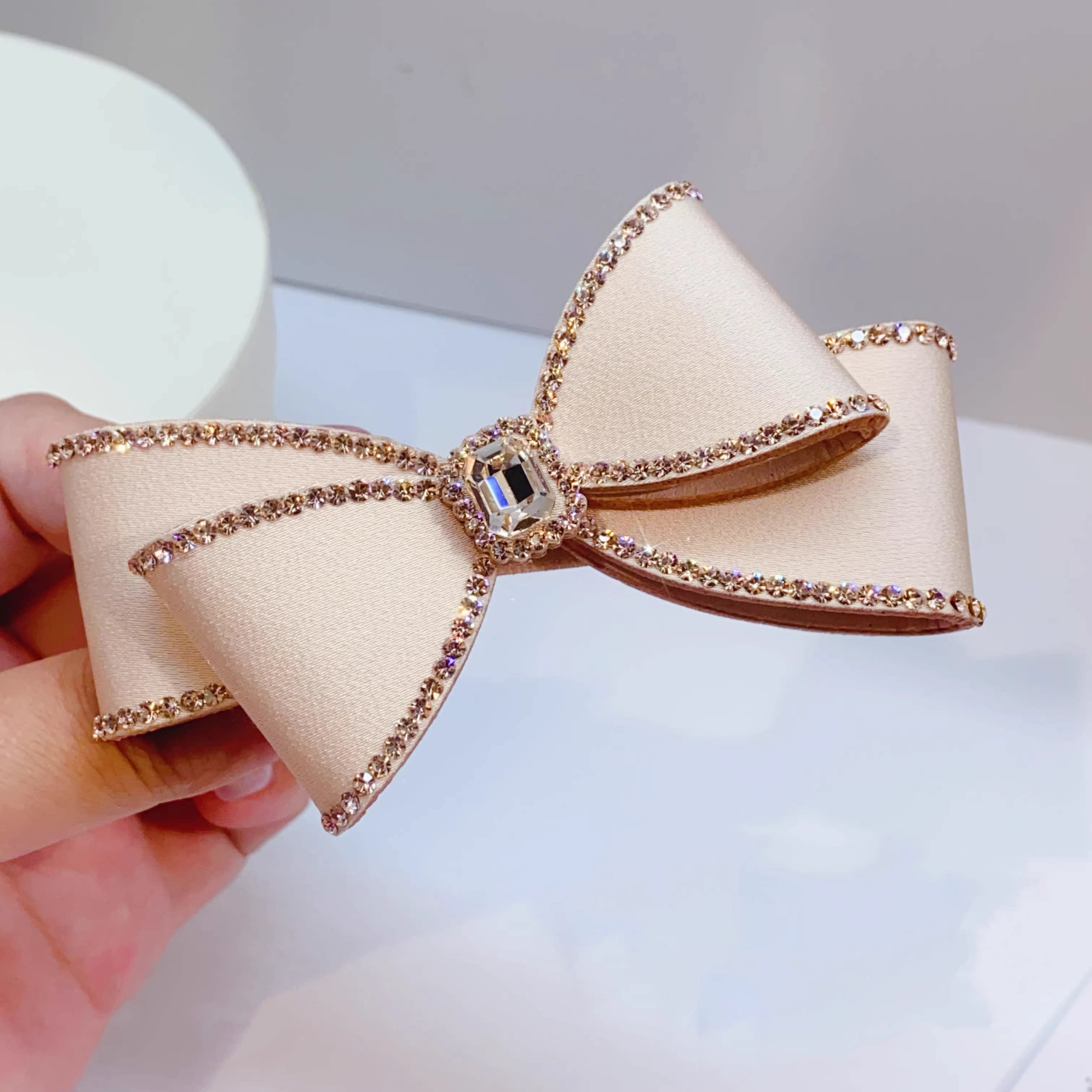 绝美千金感！香槟色爆闪蝴蝶结发夹高级感气质盘发弹簧夹女春夏新