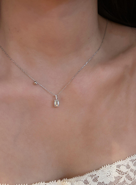 爆闪简约方糖吊坠项链女