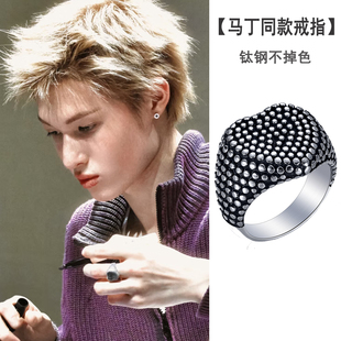 cortis男团Martin马丁同款 爱心戒指朋克风复古做旧黑色桃心食指戒