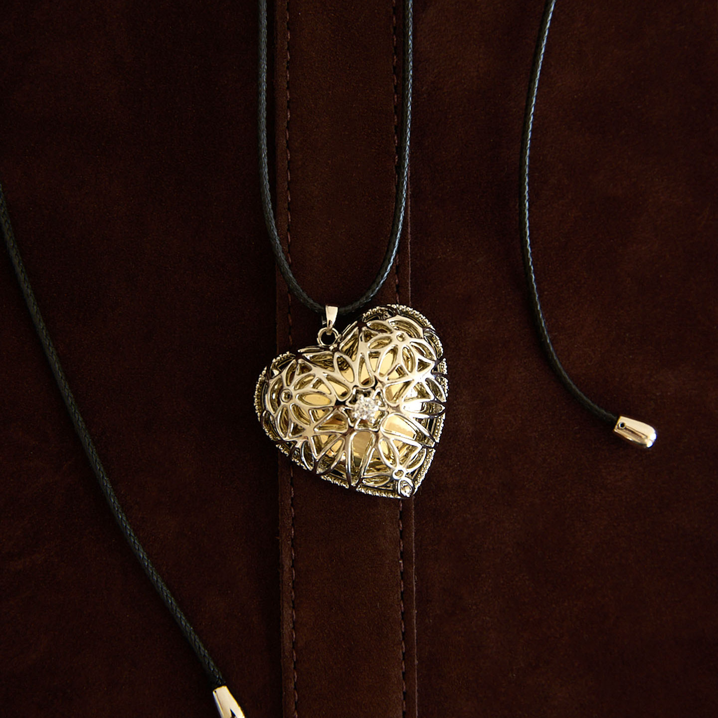 镂空爱心吊坠项链女毛衣链