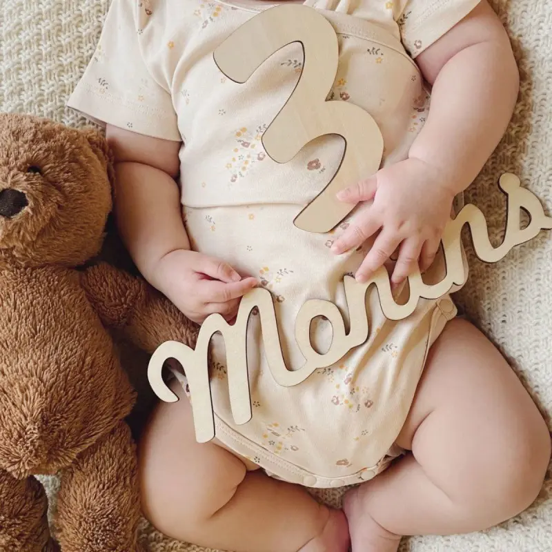 满月拍照道具韩ins宝宝成长木质英文monays月份百天周岁