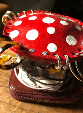 mushroom earring hol蘑菇耳环架桌面摆件树脂装饰独立站新款植物