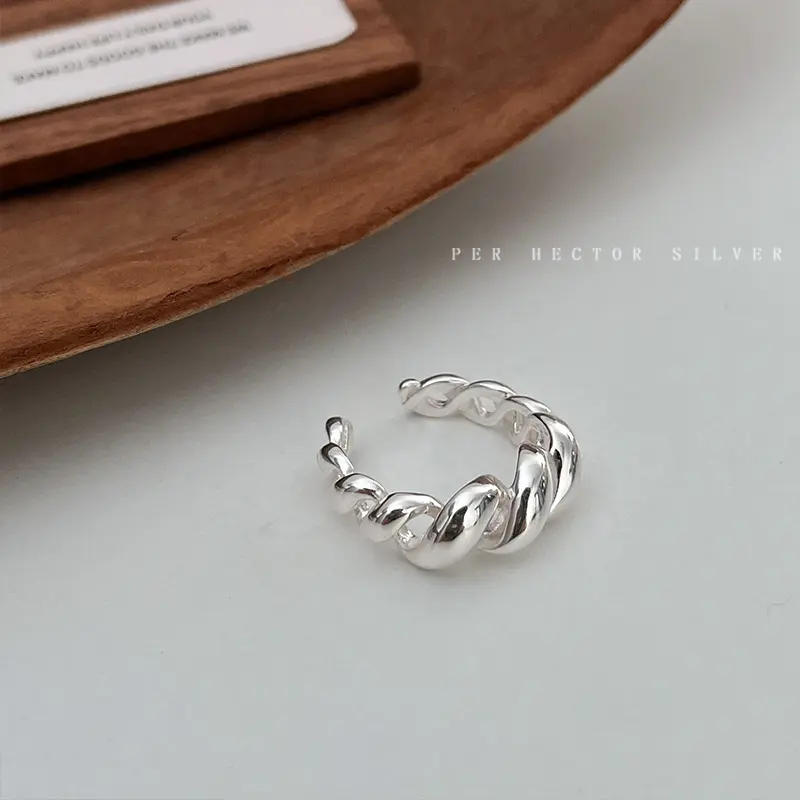 简约镂空牛角包戒指女螺旋个性s925银开口指环ins小众设计食指戒