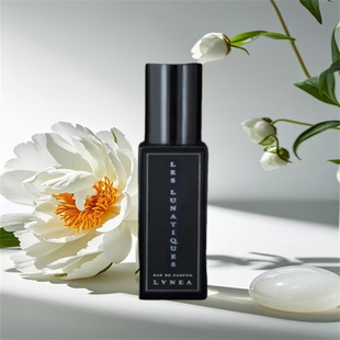 lvnea维尼亚香水Les Lunatiques月光侵犯殷红之饵试香小样