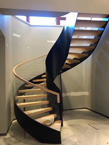 新款速友家别墅旋转楼梯弧形玻璃护栏螺旋卷板酒店会所商用美容院