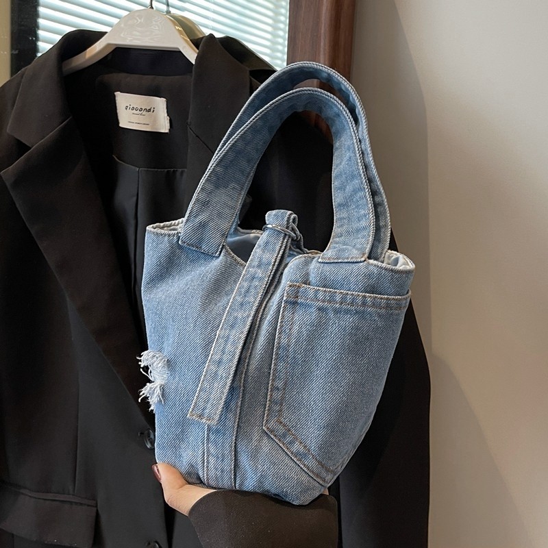 背不烂复古小众牛仔布水桶包休闲手提小包女百搭慵懒风逛街手机包