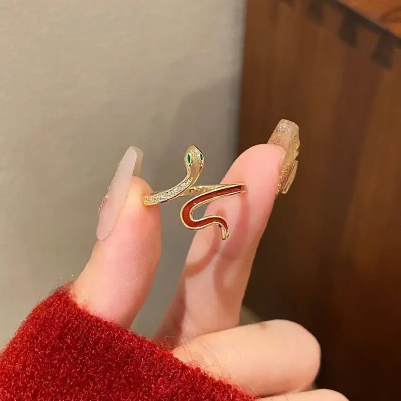 蛇年红色戒指蛇型个性创意独特开口女气质百搭叠戴食指戒指