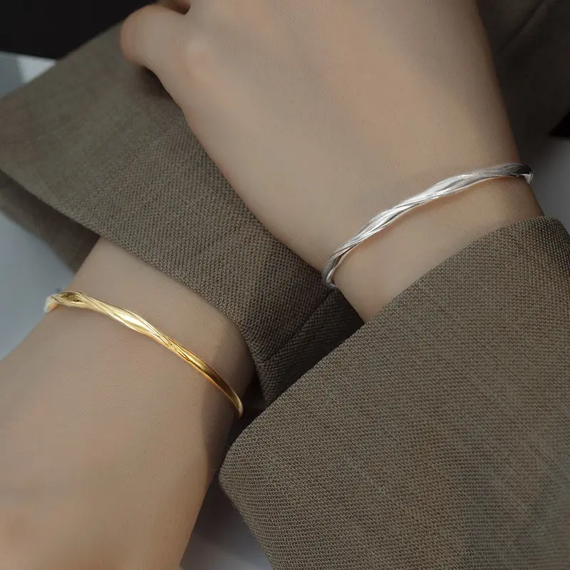 s925银实心小众莫比乌斯手环女简约百搭冷淡风开口手镯手饰