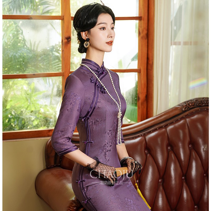 喜婆婆婚宴装2025新款紫色旗袍高贵年轻真丝桑蚕丝高端大气上档次