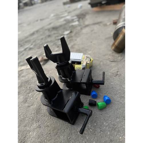 清障车配件拖车配件程力粤海楚胜后拖臂托叉座前四后八Y型叉座