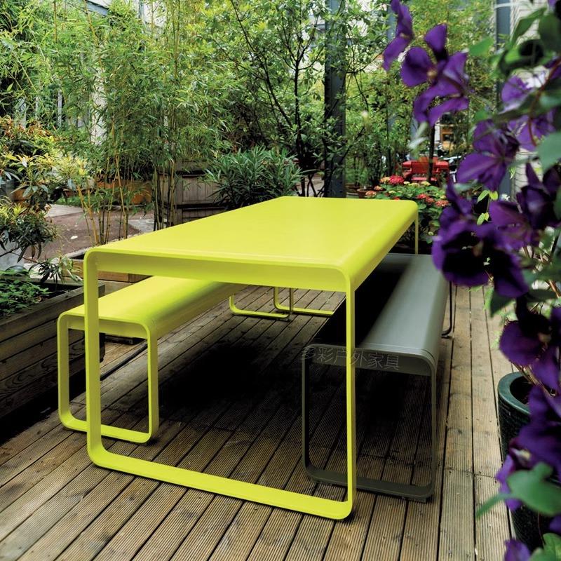 户外餐厅长凳民宿庭院露天桌椅组合设计师铝合金室外休闲餐桌家具