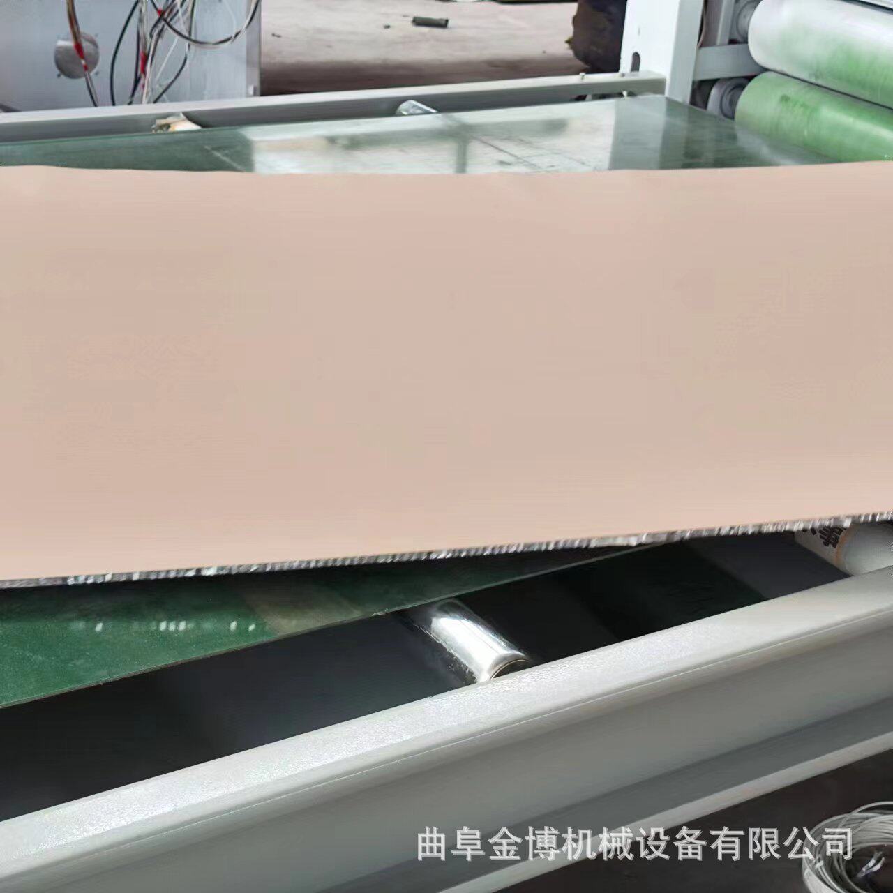 防火皮铝蜂窝板平贴机片对片压贴机涂胶结实牢固平整不起泡