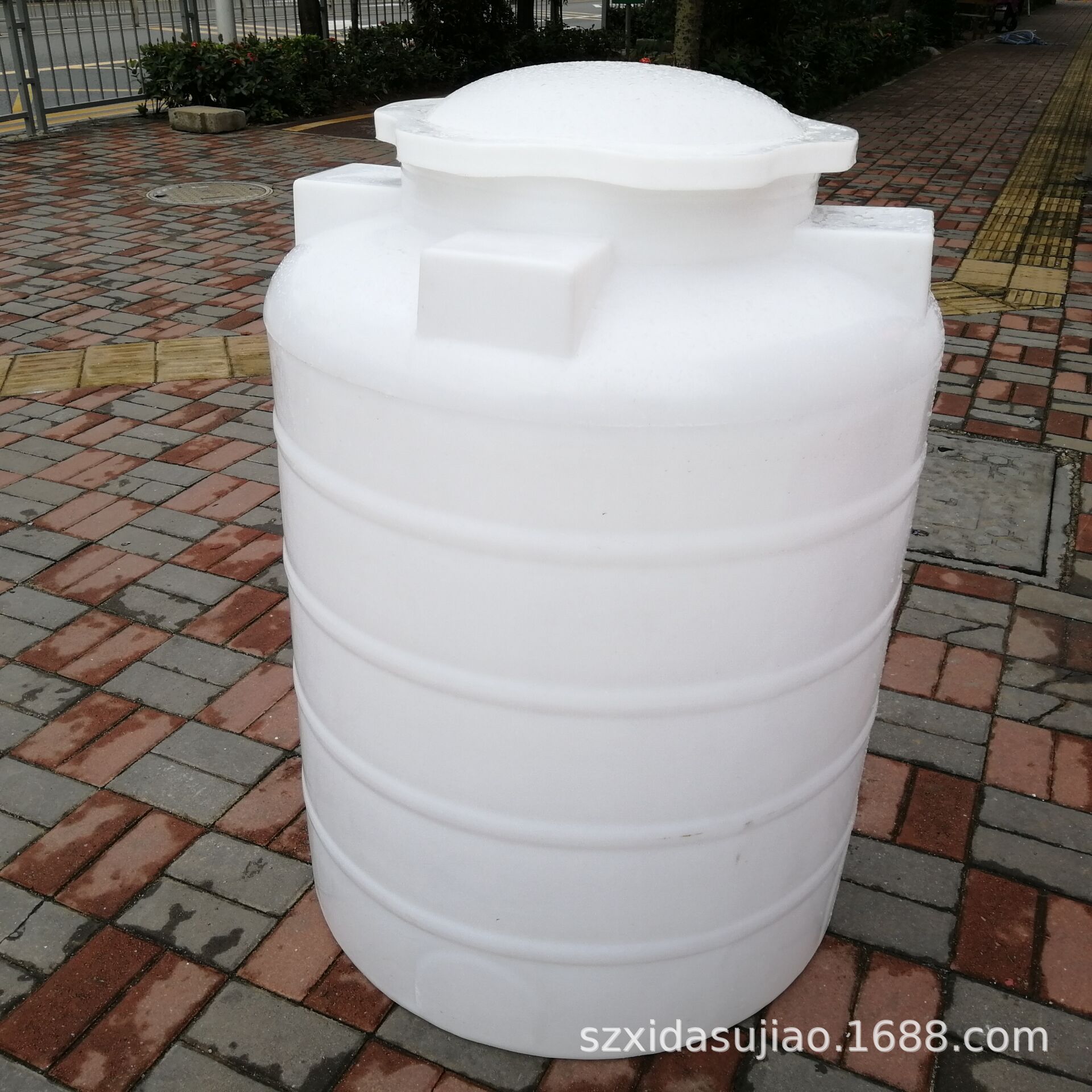 批发耐酸耐碱 1000L圆柱形 塑胶水箱塑料桶
