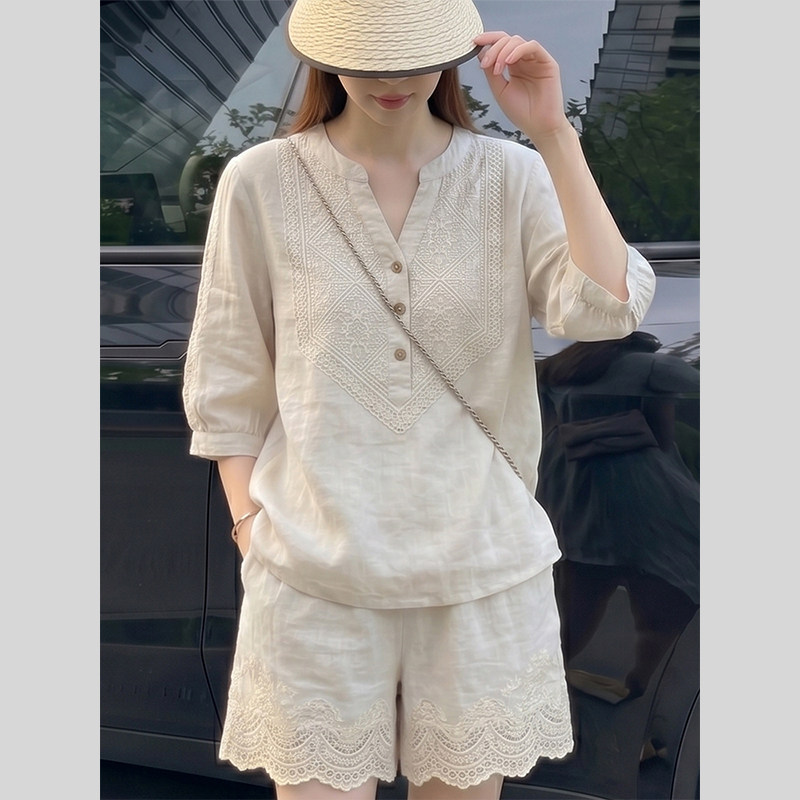 夏季棉麻大码蕾丝显瘦两件套女图片