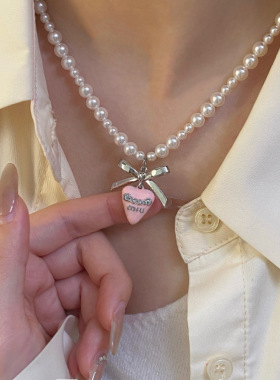 粉色滴釉爱心蝴蝶结吊坠锆石项链