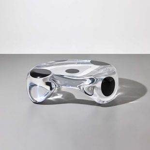 轻奢高档异形透明树脂水晶云朵茶几别墅高级艺术创意三脚斑点茶桌