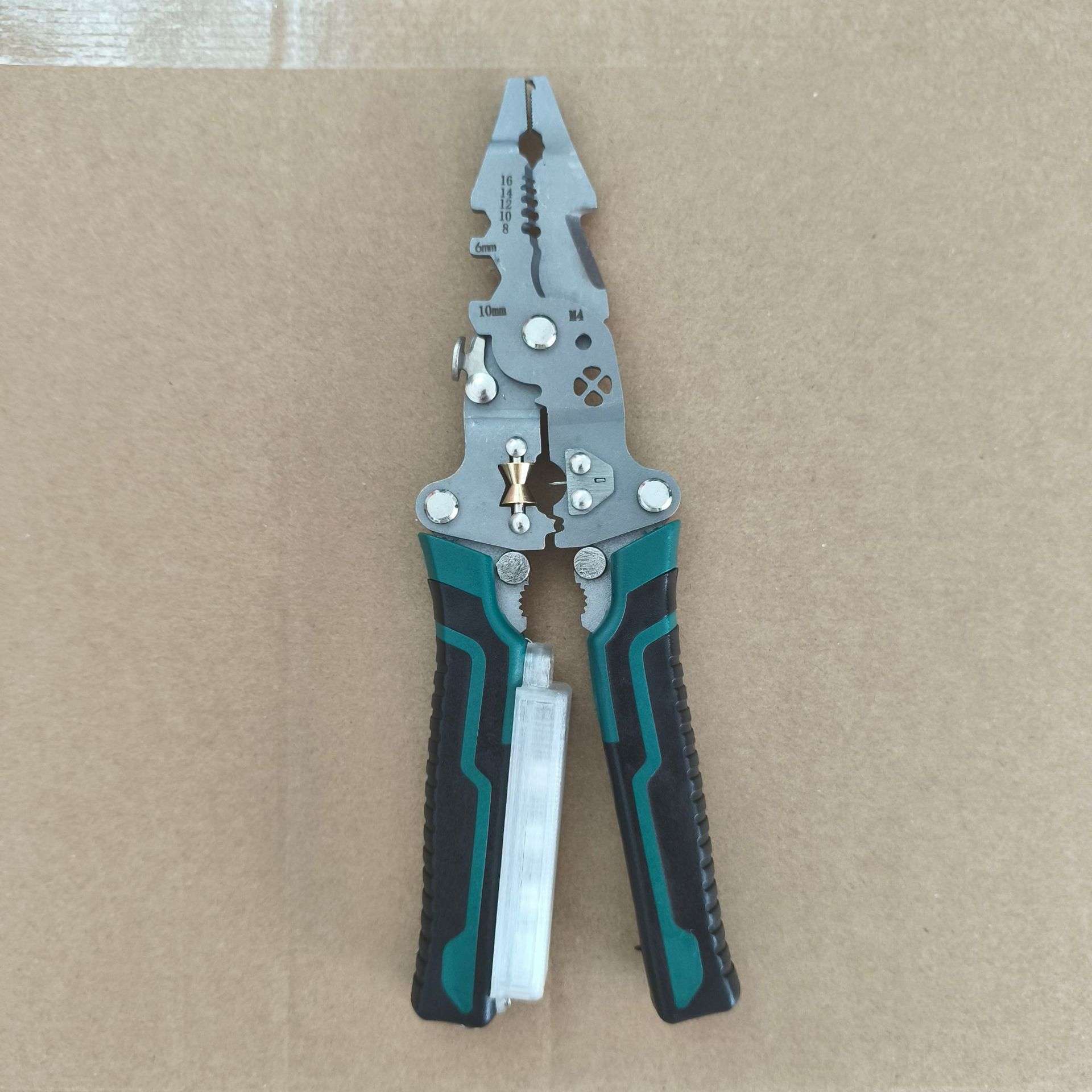 多功能家用剥线钳电工专用尖嘴钳带测电拔线剪线折叠电笔剥线钳