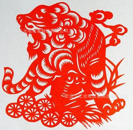 精致花纹雕刻窗花剪纸 春节红包镂空设计 红包利是封激光雕刻机