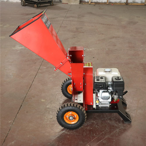农用果园碎枝机3把刀园林粉碎机厂家 移动式汽油碎枝机