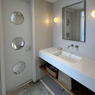 不锈钢圆形钢圈包边门板小圆圈墙洞收口中古木门洞洞门定制加工