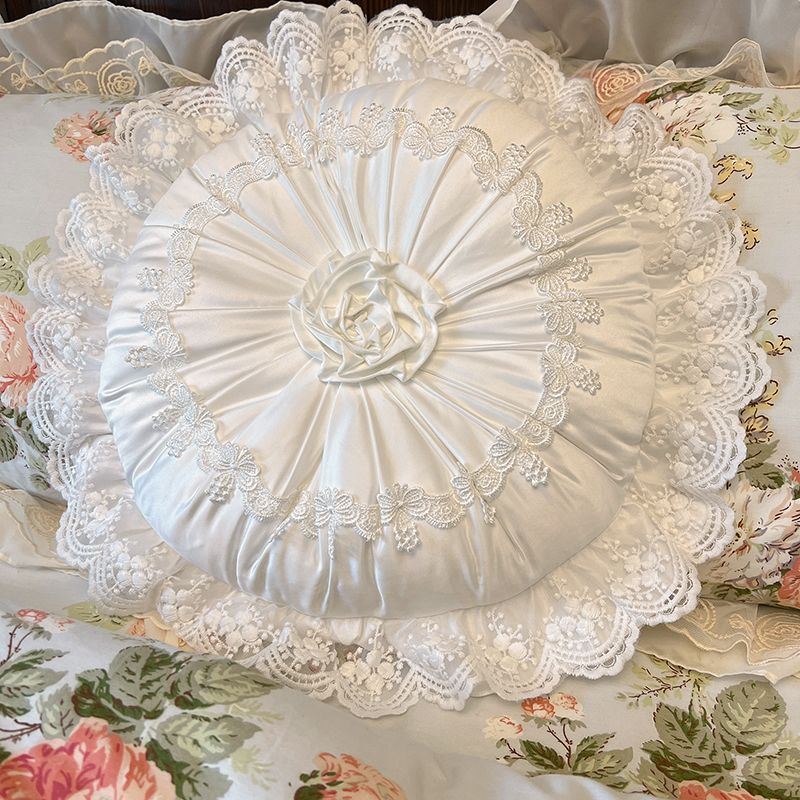 法式圆抱枕靠垫白色蕾丝南瓜枕ins轻奢卧室造型枕法式抱枕
