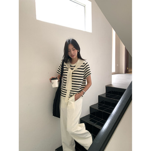 条纹拼接针织披肩领短袖针织衫女2025春夏清新减龄T恤
