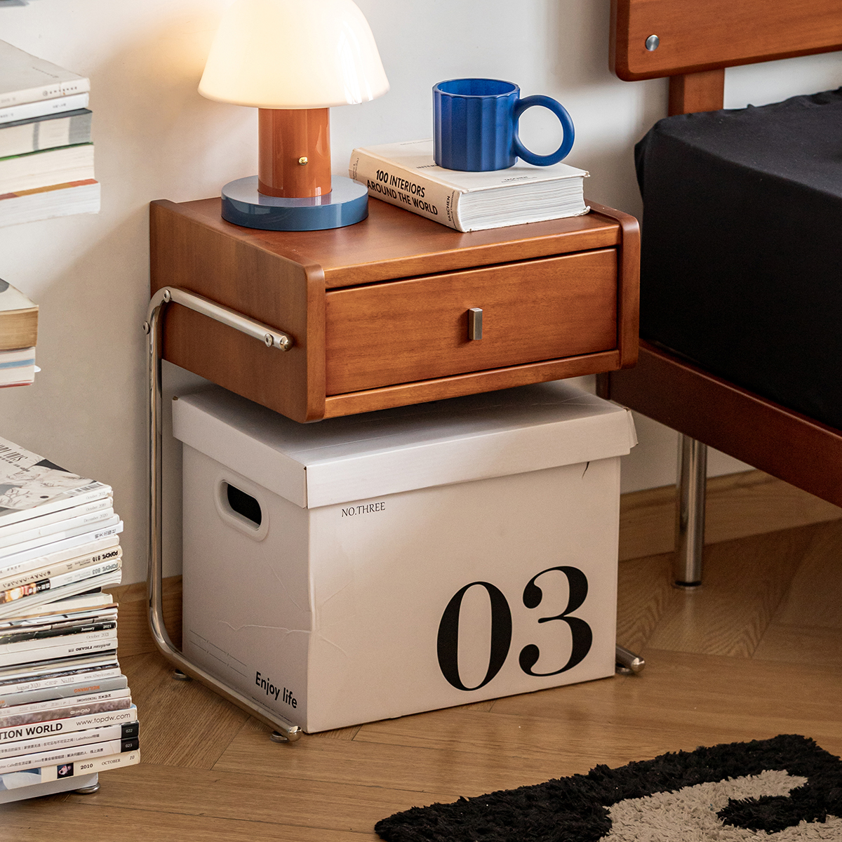 实木床头柜小户型占地小省空间