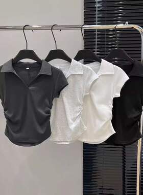 设计感收腰polo领正肩短袖女上衣夏季美式辣妹v领修身抽褶灰色t恤