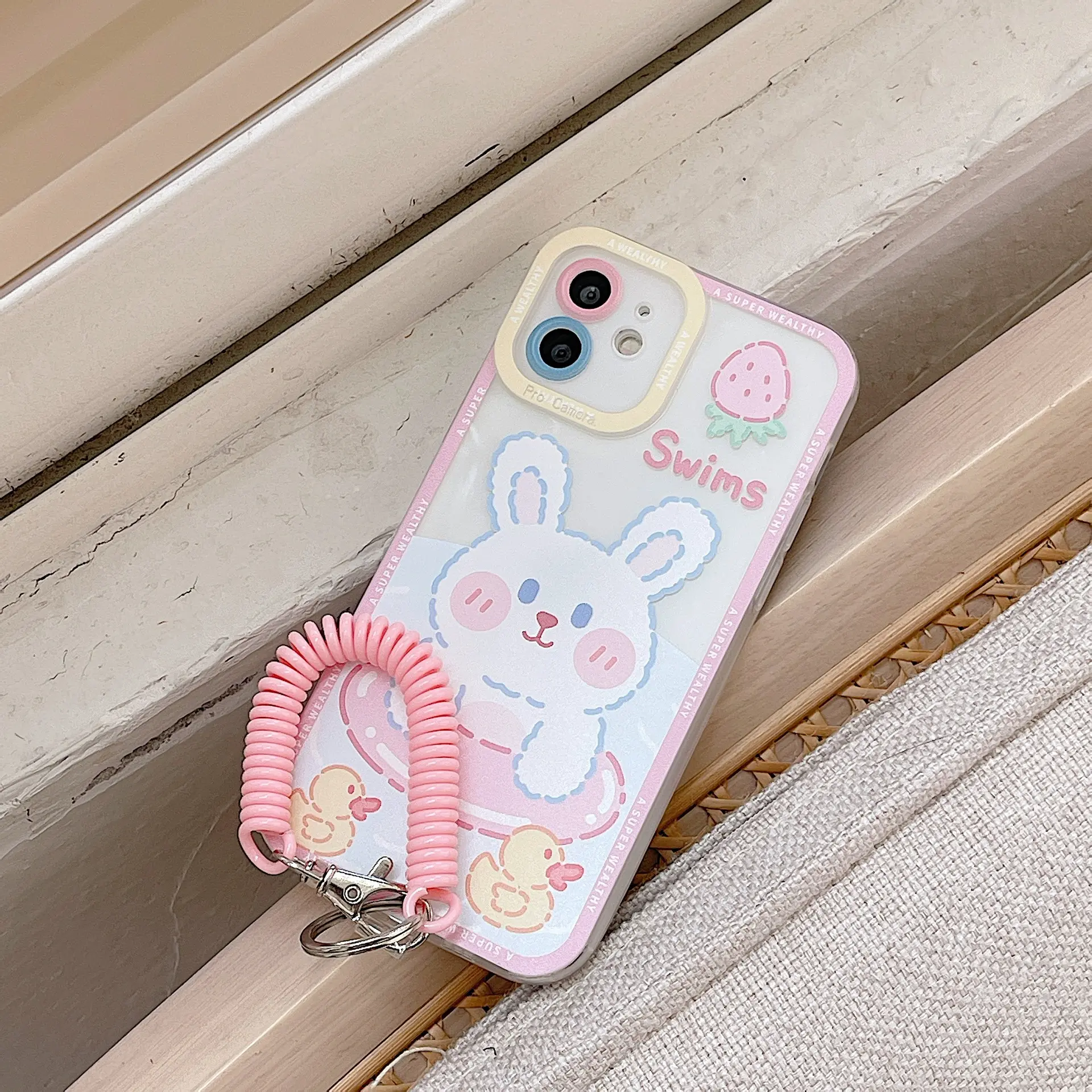 适用iphone15pro14promax瞳影壳13可爱12/11挂绳xs