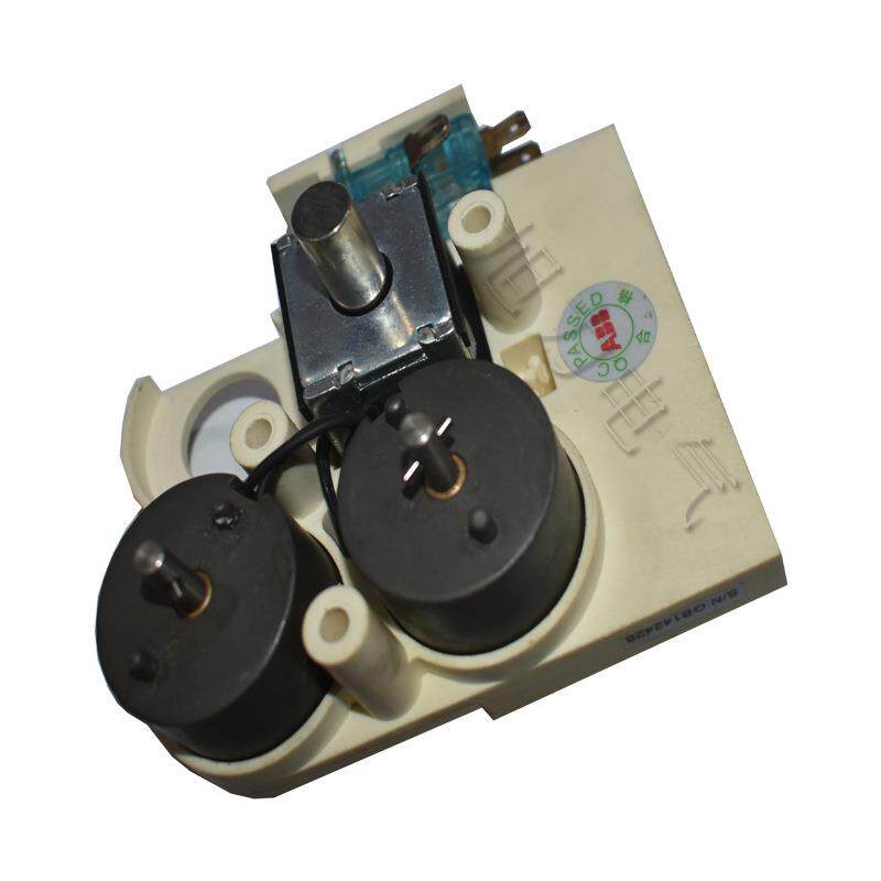 VD4M老款，整流桥，合闸线圈，分闸线圈，闭锁电磁铁，辅助开关