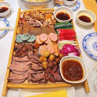 熏酱卤味拼盘盘子下酒菜托盘东北蘸酱菜盘子卤菜熟食展示托盘