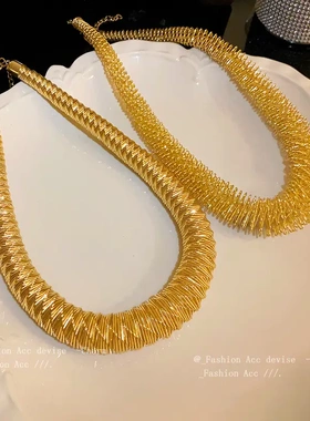金色超大夸张弹簧切面项链欧美个性轻奢气质锁骨链高级感饰品