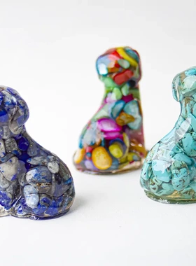 树脂加天然水晶制作 坐姿摆件 桌面 办公家居雕像装饰