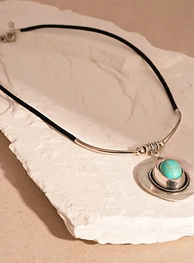 欧属帽子吊坠项链高级感复古质感锁骨链个性夸张饰品