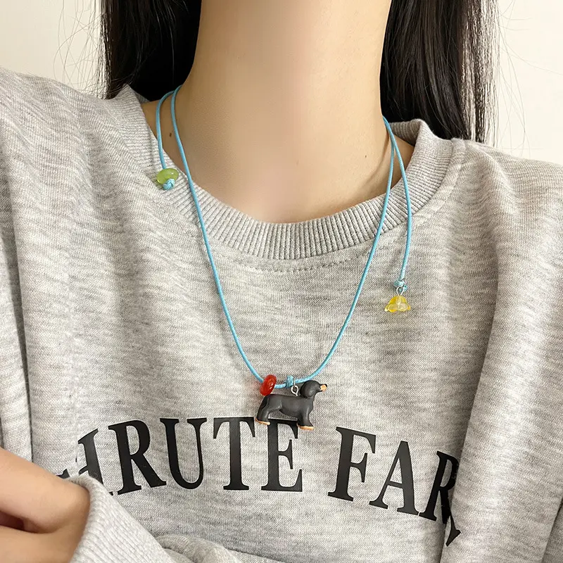 可爱立体卡通腊肠狗吊坠项链女蓝色皮绳长款毛衣链卫衣链配饰