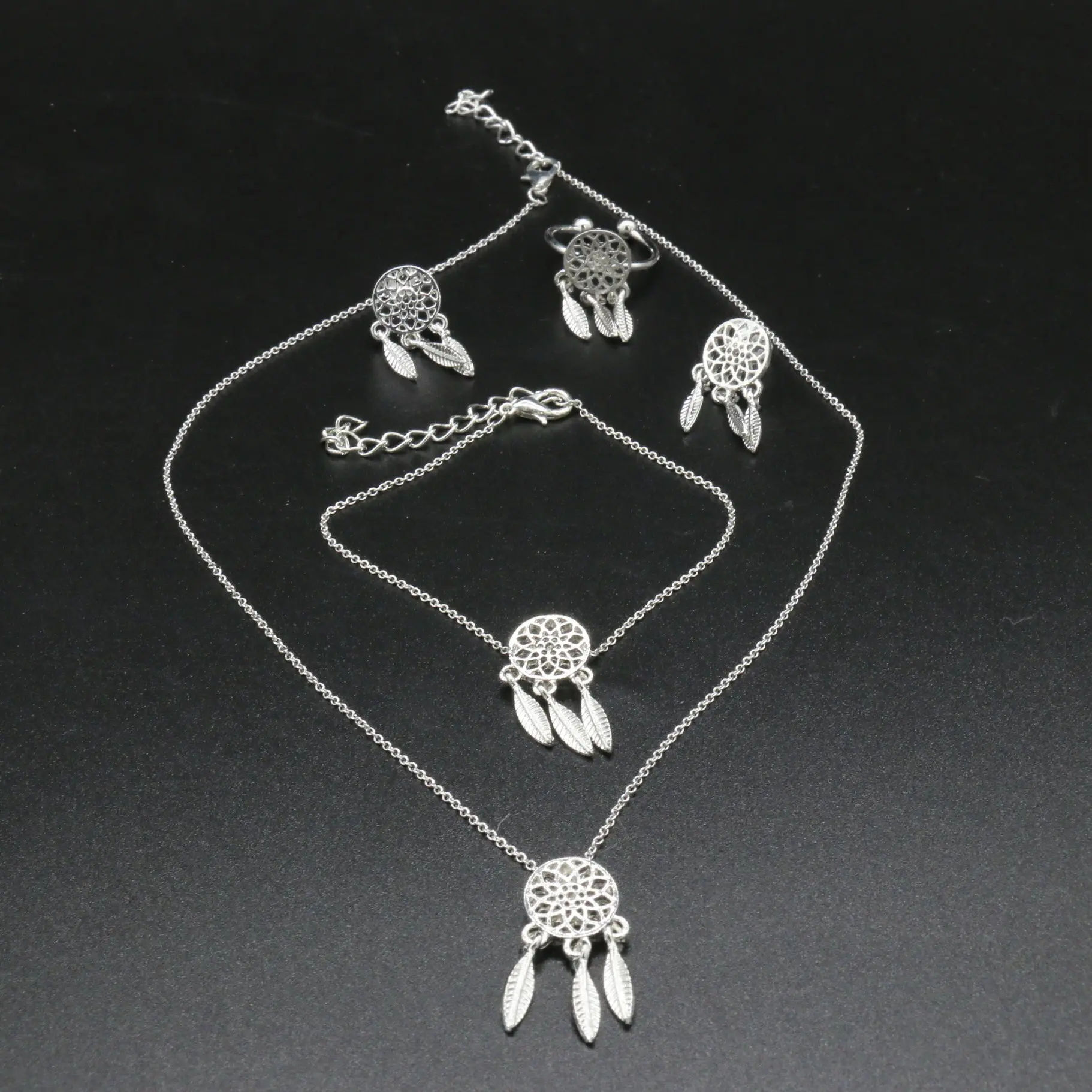 欧美耳饰手链戒指项链四件套 简约捕梦网小叶流苏耳钉