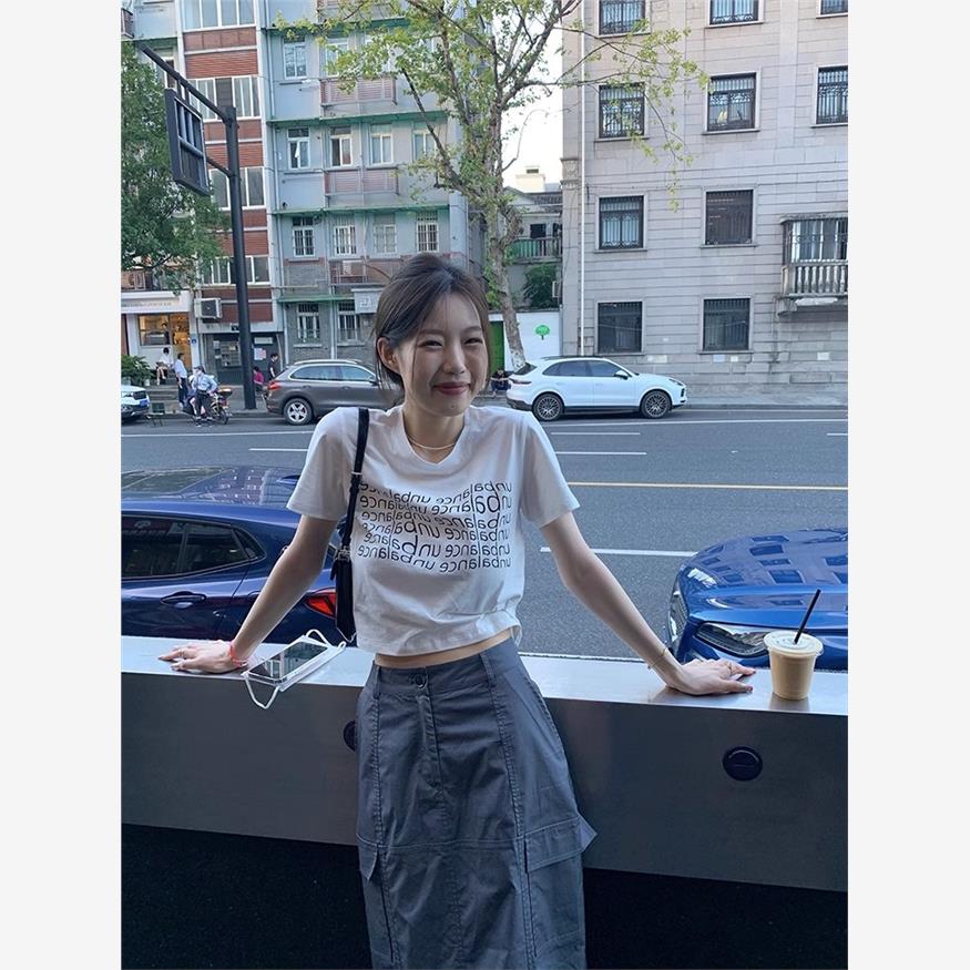 白色宽松短袖正肩辣妹t恤女2025夏季新款短款高级感小众设计上衣