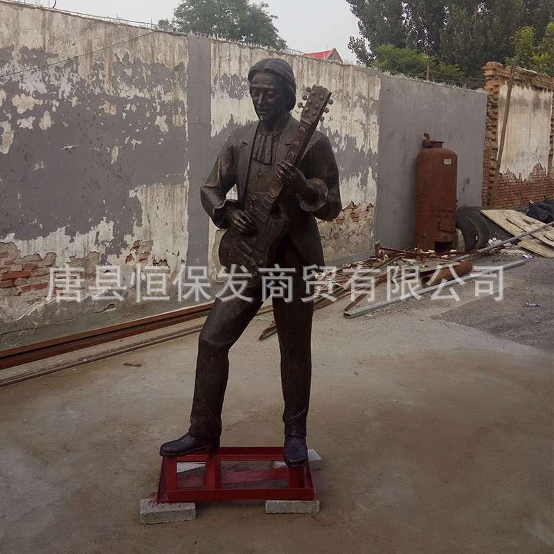 恒保发铜雕厂生产现代人物铜雕塑拉小提琴 琵琶吹拉弹唱铜人摆件
