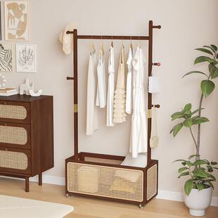 藤编实木挂衣架卧室落地式衣帽架脏衣篓带轮衣服多功能收纳置物架