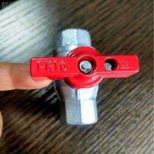 厂家直供加铜厚黄阀门5DN1玛钢球阀内螺纹内AZW球丝阀电镀锁控球