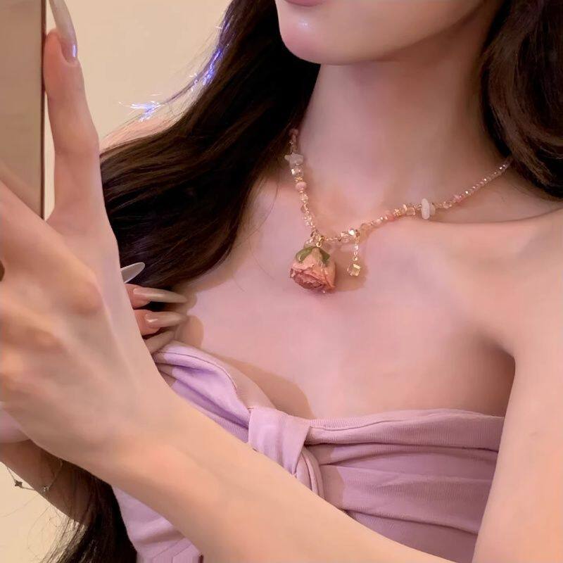 爱莉丝~法式复古永生花珍珠项链女小众设计感颈链干枯玫瑰choker