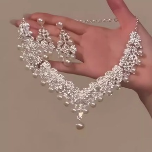 法式镶钻珍珠项链晚礼服夸张配饰耳环套装女高级感生日新娘锁骨链
